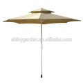 Les doubles commerciaux tiennent le parapluie extérieur de polyester de patio de pagoda